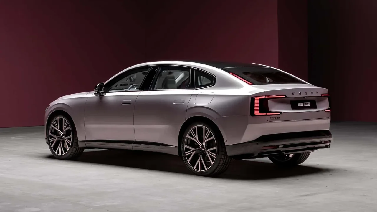Volvo ES90, elektrikli sedan, Volvo Türkiye, elektrikli otomobil, SPA2 platformu